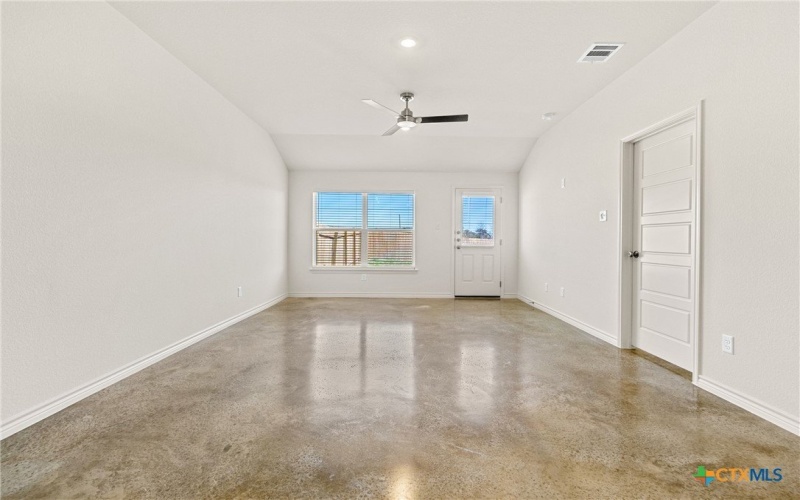 1223 Concord Drive unit: B, Copperas Cove, TX 76522, 3 Habitaciones Habitaciones , ,2 BañosBaños,Residential Multi Family,En Venta,1223 Concord Drive unit: B,0,610334