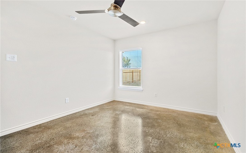 1223 Concord Drive unit: B, Copperas Cove, TX 76522, 3 Habitaciones Habitaciones , ,2 BañosBaños,Residential Multi Family,En Venta,1223 Concord Drive unit: B,0,610334