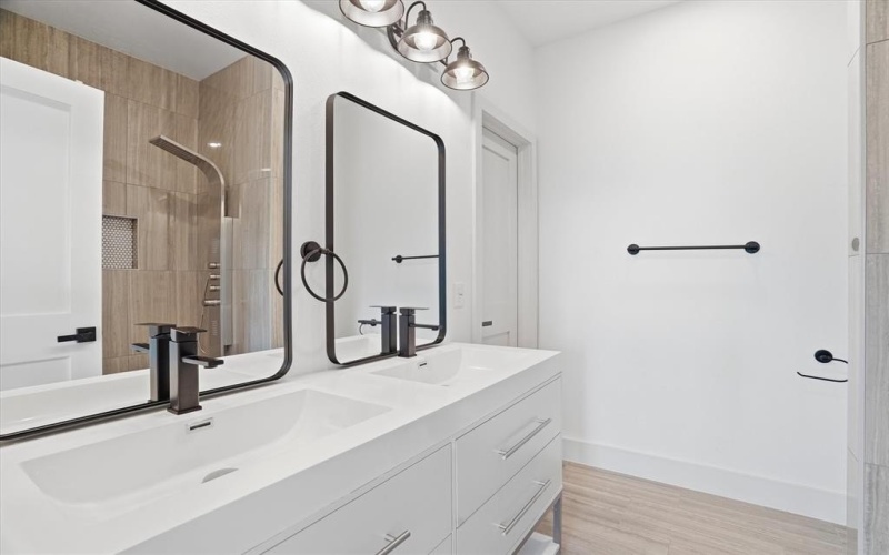 1613 SE Park Road, Mineral Wells, TX 76067, 3 Bedrooms Bedrooms, ,2 BathroomsBathrooms,Residential,For Sale,1613 SE Park Road,0,21233949