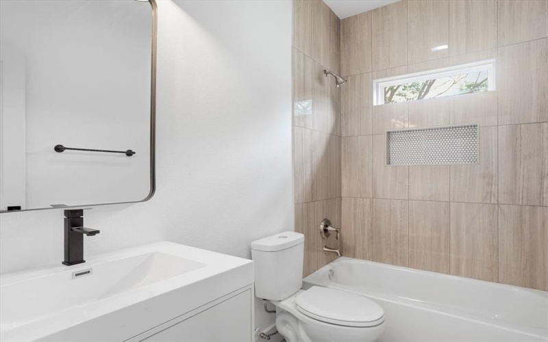 1613 SE Park Road, Mineral Wells, TX 76067, 3 Bedrooms Bedrooms, ,2 BathroomsBathrooms,Residential,For Sale,1613 SE Park Road,0,21233949