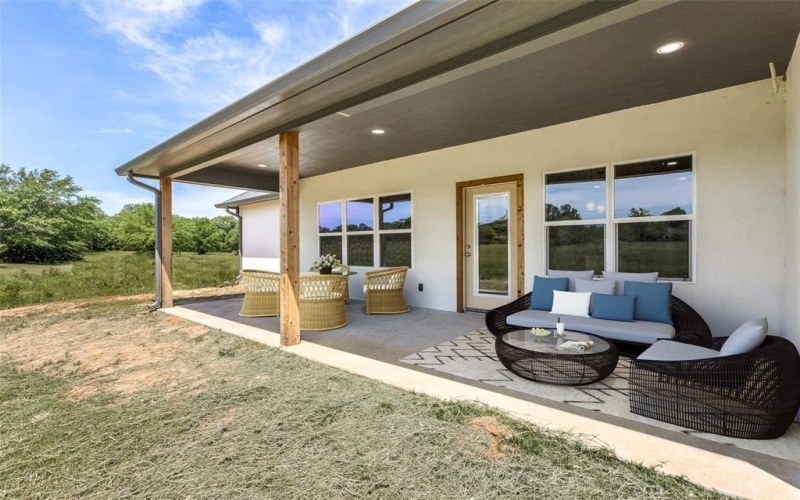 2909 Blue Heron Circle, Mount Pleasant, TX 75455, 3 Bedrooms Bedrooms, ,2 BathroomsBathrooms,Residential,For Sale,2909 Blue Heron Circle,0,21234519