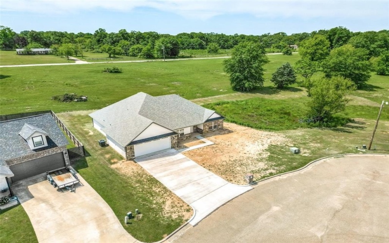 2909 Blue Heron Circle, Mount Pleasant, TX 75455, 3 Bedrooms Bedrooms, ,2 BathroomsBathrooms,Residential,For Sale,2909 Blue Heron Circle,0,21234519