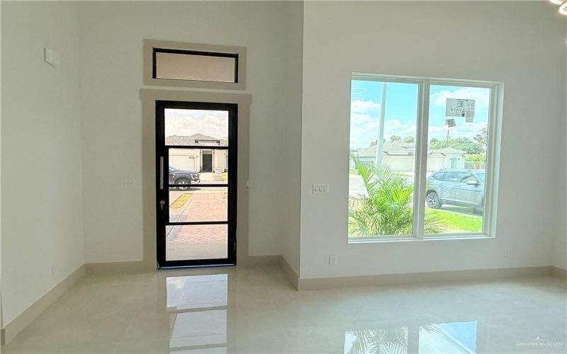 2912 34th Street, McAllen, TX 78501, 3 Bedrooms Bedrooms, ,2 BathroomsBathrooms,Residential,For Sale,2912 34th Street,471126