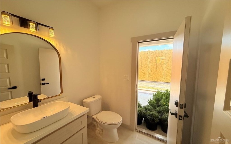 2912 34th Street, McAllen, TX 78501, 3 Bedrooms Bedrooms, ,2 BathroomsBathrooms,Residential,For Sale,2912 34th Street,471126
