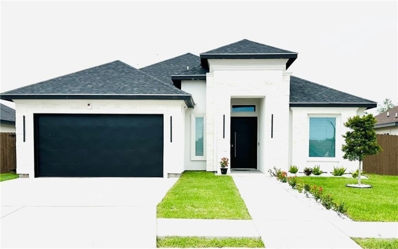 1509 Giselle Street, Mission, TX 78574, 3 Bedrooms Bedrooms, ,2 BathroomsBathrooms,Residential,For Sale,1509 Giselle Street,471170