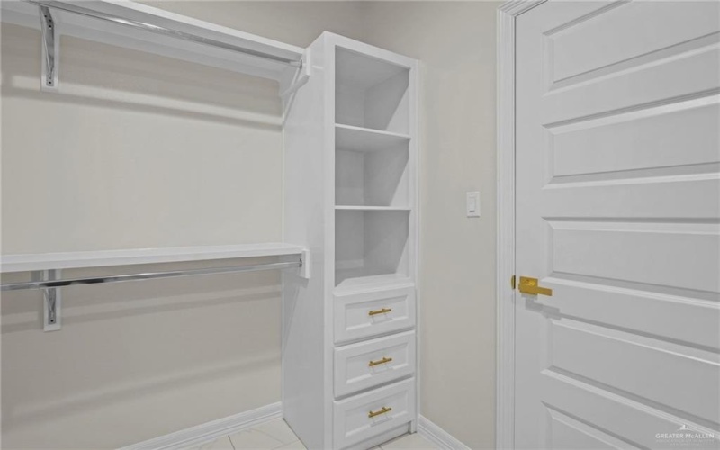 3003 E Palo Blanco Street, Hidalgo, TX 78557, 3 Bedrooms Bedrooms, ,2 BathroomsBathrooms,Residential,For Sale,3003 E Palo Blanco Street,0,471210
