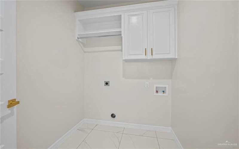 3003 E Palo Blanco Street, Hidalgo, TX 78557, 3 Bedrooms Bedrooms, ,2 BathroomsBathrooms,Residential,For Sale,3003 E Palo Blanco Street,0,471210