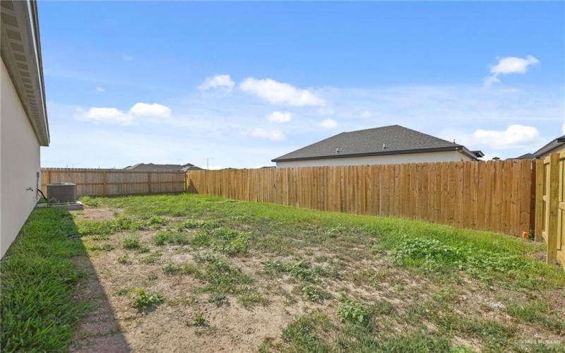 3003 E Palo Blanco Street, Hidalgo, TX 78557, 3 Bedrooms Bedrooms, ,2 BathroomsBathrooms,Residential,For Sale,3003 E Palo Blanco Street,0,471210
