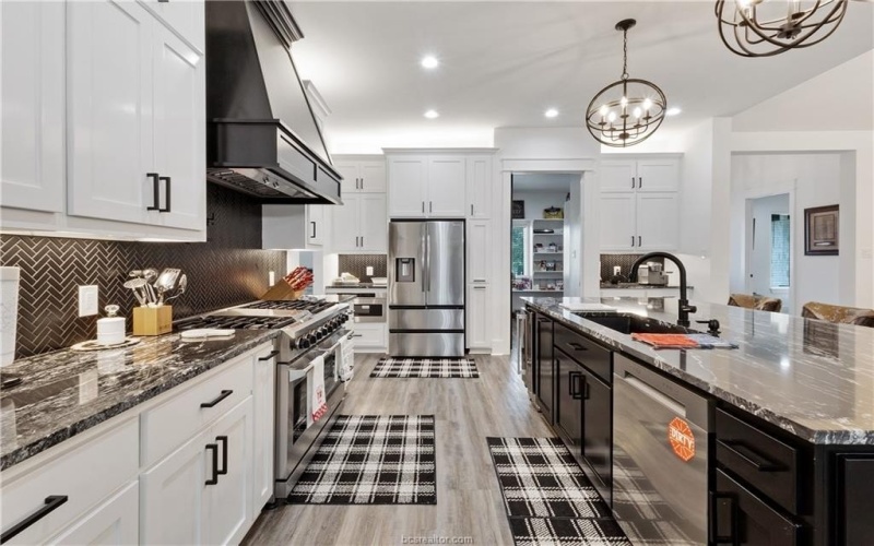 17303, 17305, 17401 Highway 21 W, North Zulch, TX 77872, 3 Bedrooms Bedrooms, ,3 BathroomsBathrooms,Residential,For Sale,17303,17305,17401 Highway 21 W,0,26004380