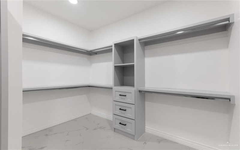 2014 Peace Drive, La Feria, TX 78559, 3 Bedrooms Bedrooms, ,2 BathroomsBathrooms,Residential,For Sale,2014 Peace Drive,0,501535