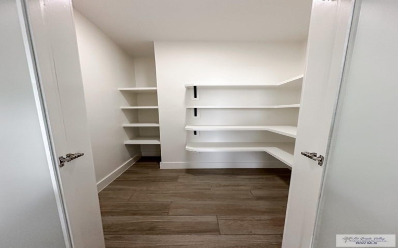 127 FINCH DR, LOS FRESNOS, TX 78566, 4 Bedrooms Bedrooms, ,3 BathroomsBathrooms,Residential,For Sale,127 FINCH DR,0,29775568