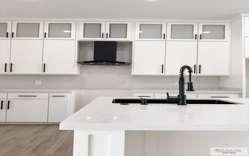 127 FINCH DR, LOS FRESNOS, TX 78566, 4 Bedrooms Bedrooms, ,3 BathroomsBathrooms,Residential,For Sale,127 FINCH DR,0,29775568