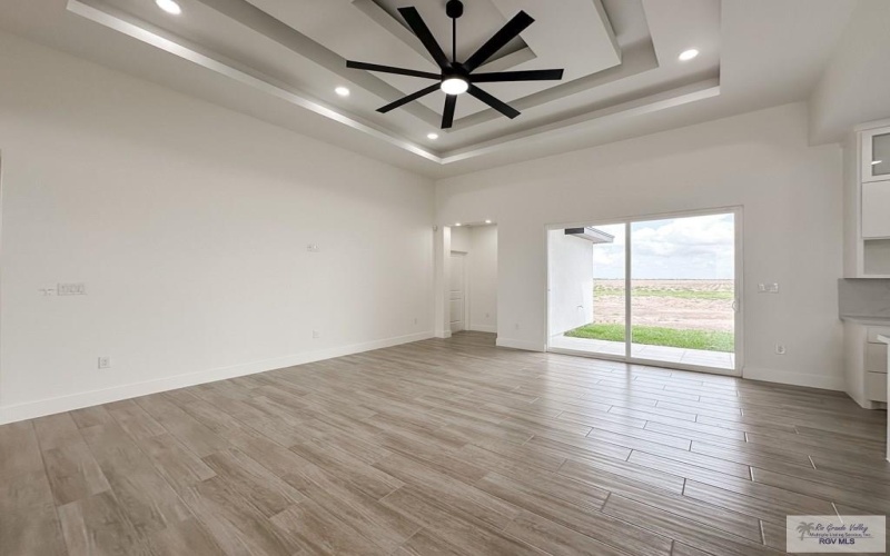 127 FINCH DR, LOS FRESNOS, TX 78566, 4 Bedrooms Bedrooms, ,3 BathroomsBathrooms,Residential,For Sale,127 FINCH DR,0,29775568