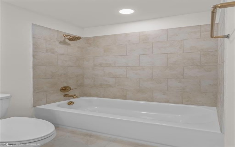 317 Peason Ridge, Bossier City, LA 71112, 4 Bedrooms Bedrooms, ,3 BathroomsBathrooms,Residential,For Sale,317 Peason Ridge,0,21236497