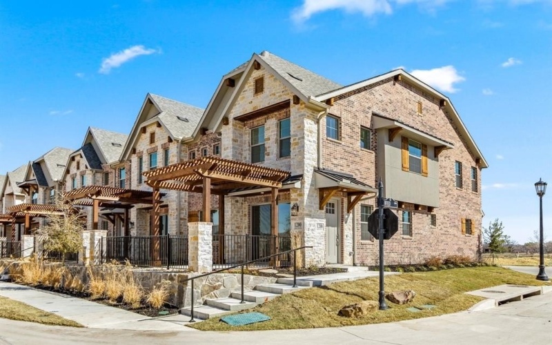 1200 Armstrong, The Colony, TX 75056, 3 Bedrooms Bedrooms, ,2 BathroomsBathrooms,Residential,For Sale,1200 Armstrong,0,21236668