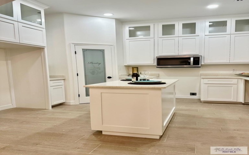 1521 STIRRUP CIR, SAN BENITO, TX 78586, 4 Habitaciones Habitaciones , ,3 BañosBaños,Residential,En Venta,1521 STIRRUP CIR,29762507