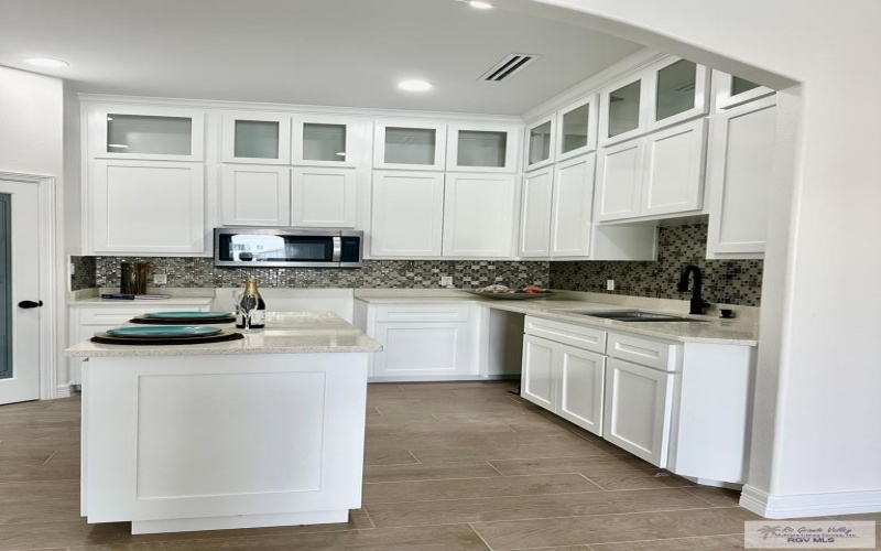 1521 STIRRUP CIR, SAN BENITO, TX 78586, 4 Bedrooms Bedrooms, ,3 BathroomsBathrooms,Residential,For Sale,1521 STIRRUP CIR,0,29762507