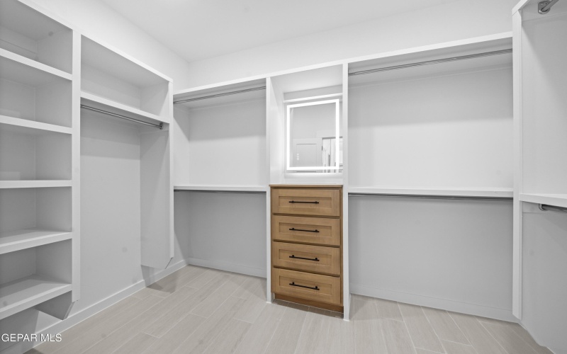 14017 Paseo Original Court, Horizon City, TX 79928, 4 Bedrooms Bedrooms, ,3 BathroomsBathrooms,Residential,For Sale,14017 Paseo Original Court,0,942031