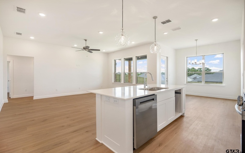 420 Mary Circle, Bullard, TX 75757, 4 Habitaciones Habitaciones , ,2 BañosBaños,Residential,En Venta,420 Mary Circle,25003125