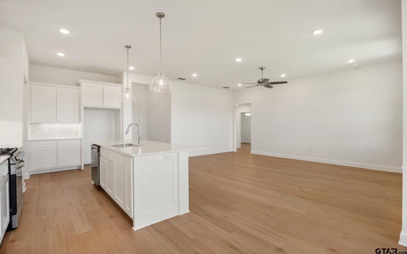 442 Mary Circle, Bullard, TX 75757, 4 Habitaciones Habitaciones , ,2 BañosBaños,Residential,En Venta,442 Mary Circle,25004798