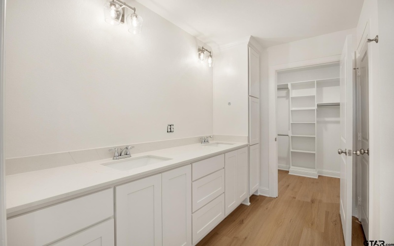442 Mary Circle, Bullard, TX 75757, 4 Habitaciones Habitaciones , ,2 BañosBaños,Residential,En Venta,442 Mary Circle,25004798