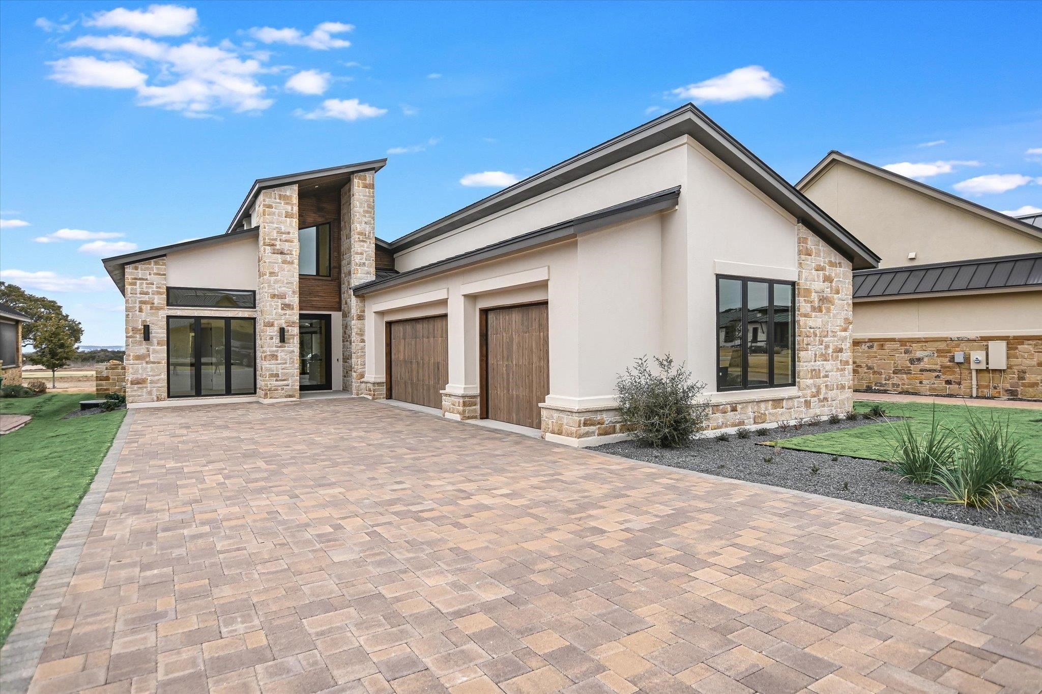 130 Azalea Loop, Horseshoe Bay, TX 78657, 3 Habitaciones Habitaciones , ,3 BañosBaños,Residential,En Venta,130 Azalea Loop,172413