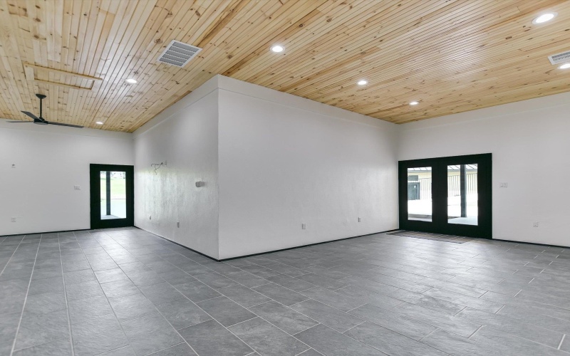 110 Clearwater Drive, Kingsland, TX 78639, 4 Habitaciones Habitaciones , ,5 BañosBaños,Residential,En Venta,110 Clearwater Drive,173286