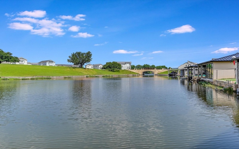 110 Clearwater Drive, Kingsland, TX 78639, 4 Habitaciones Habitaciones , ,5 BañosBaños,Residential,En Venta,110 Clearwater Drive,173286