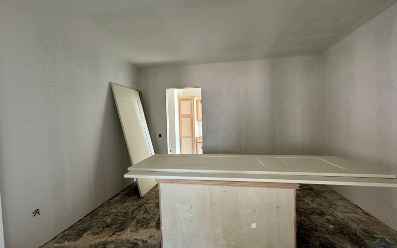 205 Shortleaf, Longview, TX 75605, 5 Bedrooms Bedrooms, ,3 BathroomsBathrooms,Residential,For Sale,205 Shortleaf,20253280