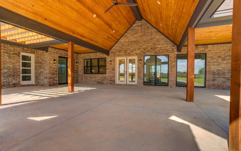 5825 CR 7675, Lubbock, TX 79424, 5 Bedrooms Bedrooms, ,5 BathroomsBathrooms,Residential,For Sale,5825 CR 7675,0,202554311