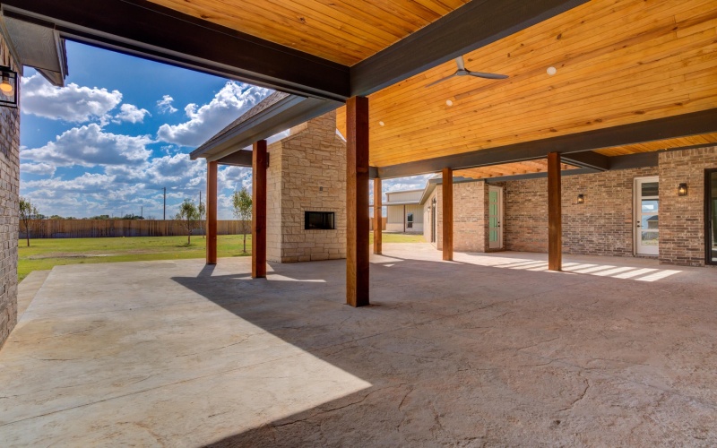 5825 CR 7675, Lubbock, TX 79424, 5 Bedrooms Bedrooms, ,5 BathroomsBathrooms,Residential,For Sale,5825 CR 7675,0,202554311
