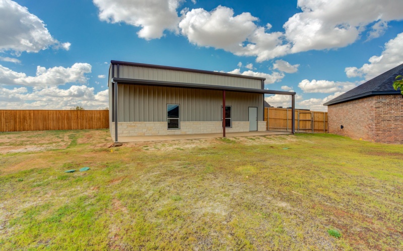 5825 CR 7675, Lubbock, TX 79424, 5 Bedrooms Bedrooms, ,5 BathroomsBathrooms,Residential,For Sale,5825 CR 7675,0,202554311
