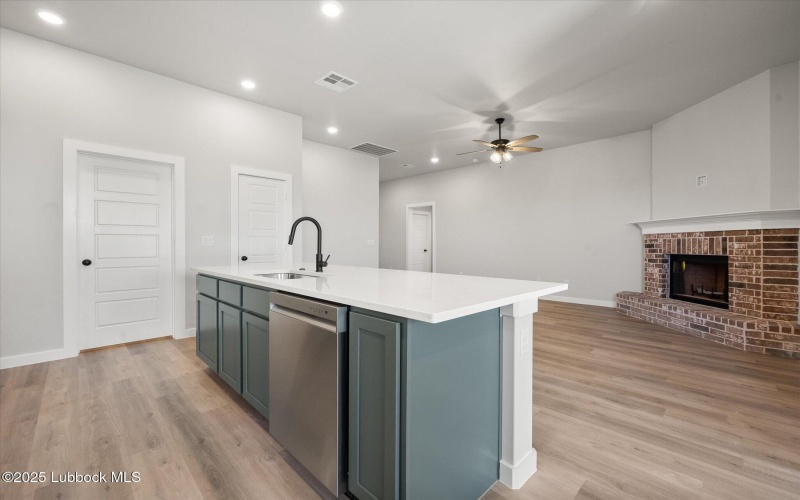 2612 Helena Avenue, Lubbock, TX 79407, 3 Bedrooms Bedrooms, ,2 BathroomsBathrooms,Residential,For Sale,2612 Helena Avenue,202554572