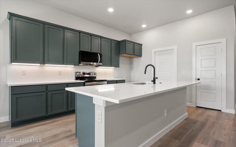 2612 Helena Avenue, Lubbock, TX 79407, 3 Bedrooms Bedrooms, ,2 BathroomsBathrooms,Residential,For Sale,2612 Helena Avenue,202554572