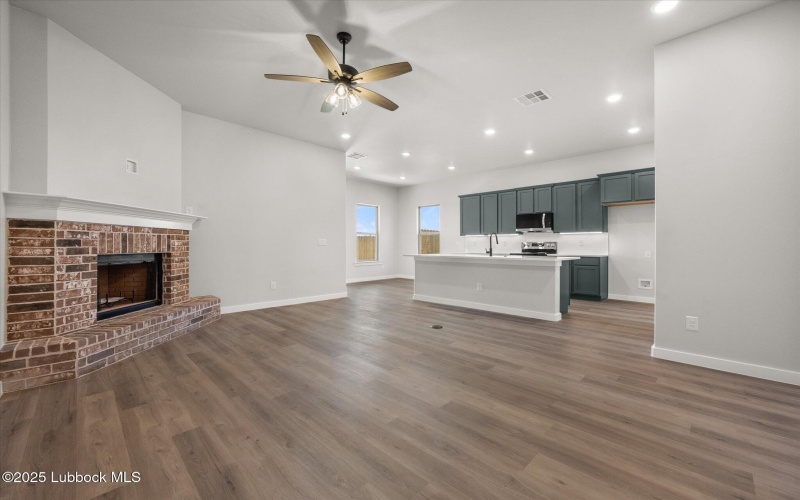 2612 Helena Avenue, Lubbock, TX 79407, 3 Bedrooms Bedrooms, ,2 BathroomsBathrooms,Residential,For Sale,2612 Helena Avenue,202554572