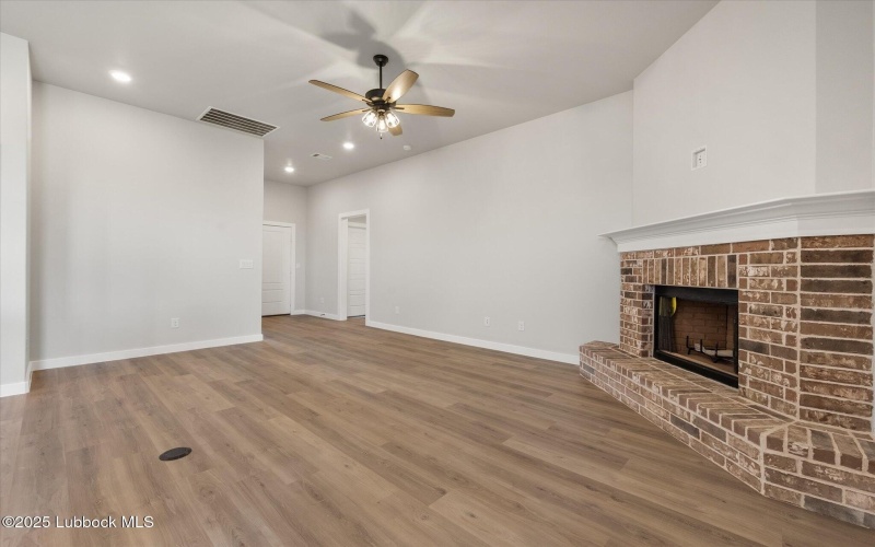 2612 Helena Avenue, Lubbock, TX 79407, 3 Bedrooms Bedrooms, ,2 BathroomsBathrooms,Residential,For Sale,2612 Helena Avenue,202554572