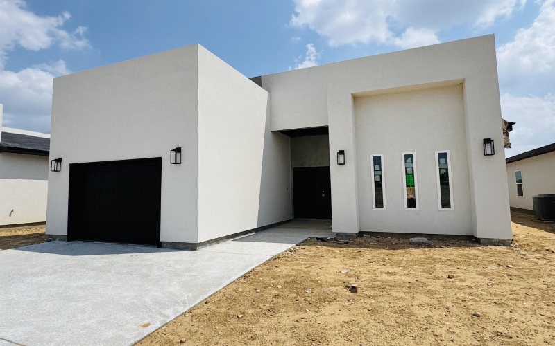 209 Lusitano Dr., Laredo, TX 78046, 3 Habitaciones Habitaciones , ,2 BañosBaños,Residential,En Venta,209 Lusitano Dr.,20252028
