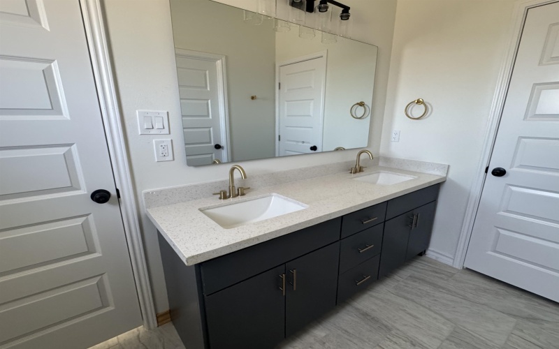 209 Lusitano Dr., Laredo, TX 78046, 3 Habitaciones Habitaciones , ,2 BañosBaños,Residential,En Venta,209 Lusitano Dr.,20252028