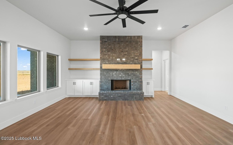 7215 E F M 1294, Idalou, TX 79329, 3 Bedrooms Bedrooms, ,2 BathroomsBathrooms,Residential,For Sale,7215 E F M 1294,202554480