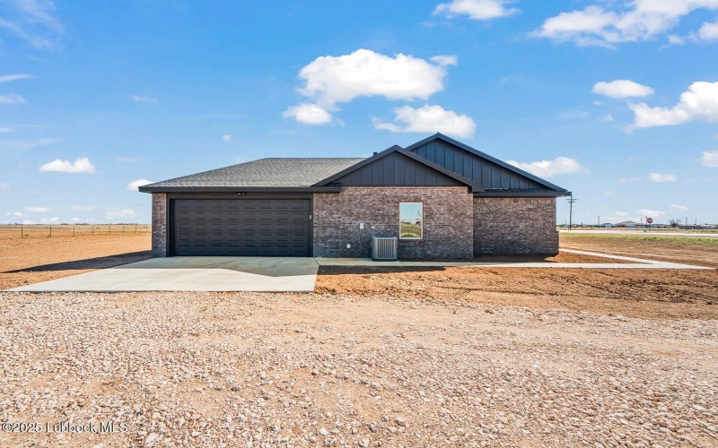 7215 E F M 1294, Idalou, TX 79329, 3 Bedrooms Bedrooms, ,2 BathroomsBathrooms,Residential,For Sale,7215 E F M 1294,202554480