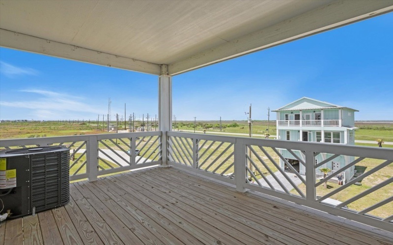 520 Annabelle Drive, Gilchrist, TX 77617, 5 Bedrooms Bedrooms, ,6 BathroomsBathrooms,Residential,For Sale,520 Annabelle Drive,22500709