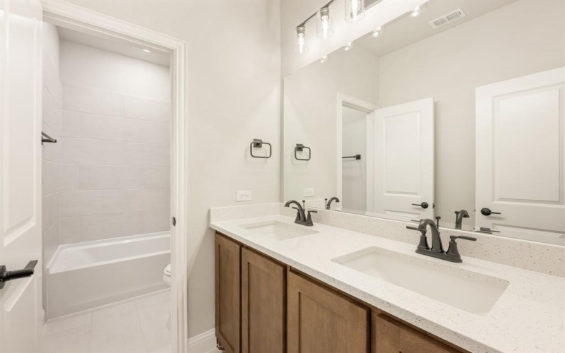 312 Resting Place Road, Waxahachie, TX 75165, 3 Habitaciones Habitaciones , ,3 BañosBaños,Residential,En Venta,312 Resting Place Road,20725476