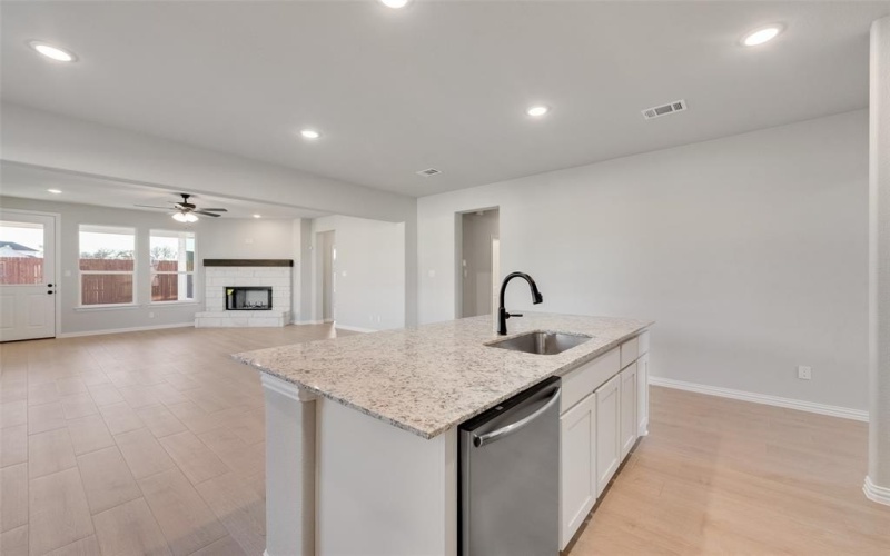 1248 Colca Drive, Springtown, TX 76082, 3 Bedrooms Bedrooms, ,2 BathroomsBathrooms,Residential,For Sale,1248 Colca Drive,20725583