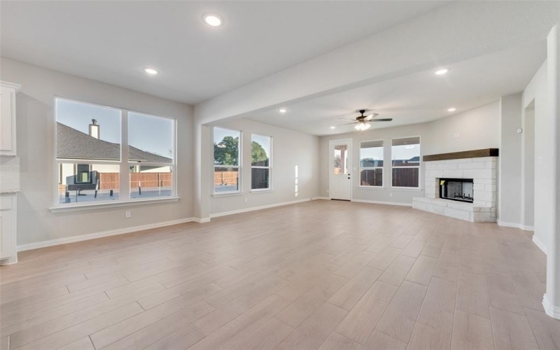 1248 Colca Drive, Springtown, TX 76082, 3 Bedrooms Bedrooms, ,2 BathroomsBathrooms,Residential,For Sale,1248 Colca Drive,20725583