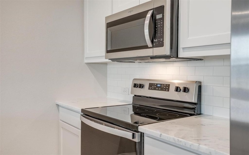 6903 Yellow Hammer Way, Arlington, TX 76001, 3 Bedrooms Bedrooms, ,2 BathroomsBathrooms,Residential,For Sale,6903 Yellow Hammer Way,0,20725601