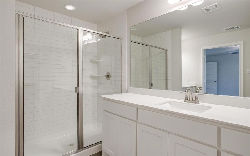 6903 Yellow Hammer Way, Arlington, TX 76001, 3 Bedrooms Bedrooms, ,2 BathroomsBathrooms,Residential,For Sale,6903 Yellow Hammer Way,0,20725601