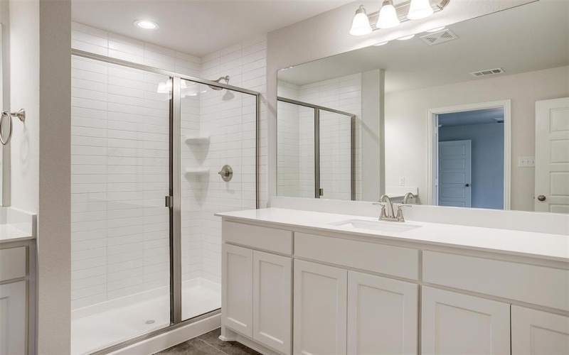 6903 Yellow Hammer Way, Arlington, TX 76001, 3 Bedrooms Bedrooms, ,2 BathroomsBathrooms,Residential,For Sale,6903 Yellow Hammer Way,0,20725601