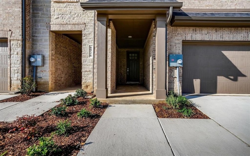 6903 Yellow Hammer Way, Arlington, TX 76001, 3 Bedrooms Bedrooms, ,2 BathroomsBathrooms,Residential,For Sale,6903 Yellow Hammer Way,0,20725601