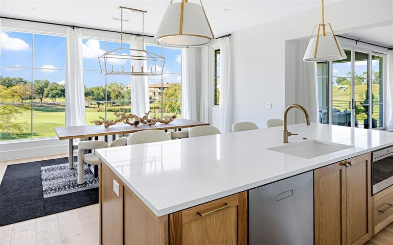 350 O' Connor Ridge Boulevard #13, Irving, TX 75038, 3 Bedrooms Bedrooms, ,3 BathroomsBathrooms,Residential,For Sale,350 O' Connor Ridge Boulevard,20725826