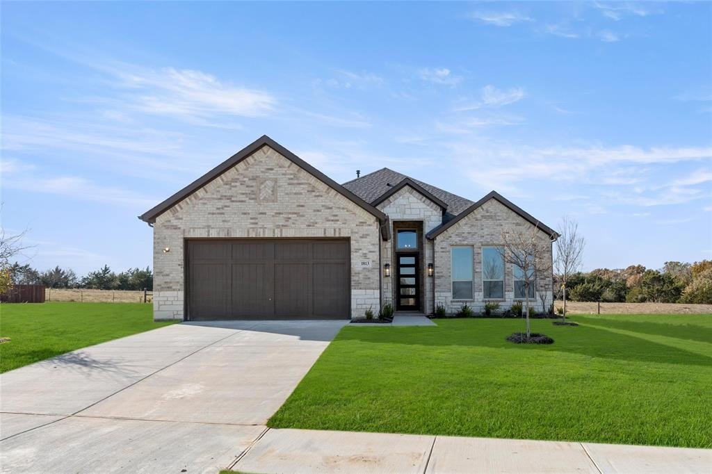 1813 River Hills Court, Midlothian, TX 76065, 4 Bedrooms Bedrooms, ,3 BathroomsBathrooms,Residential,For Sale,1813 River Hills Court,20726466